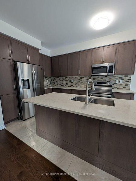 132 Laing Drive - Photo 3 of 13