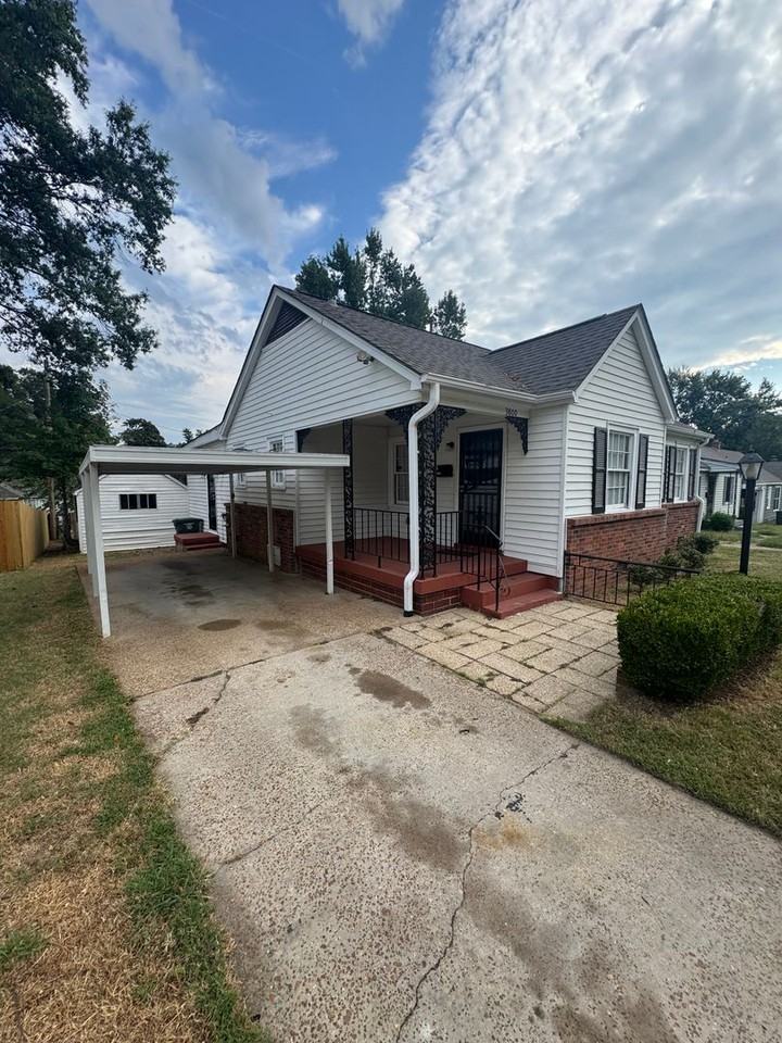 3800 Vanuys Rd - Photo 2 of 16
