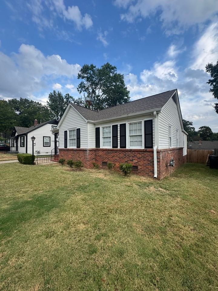 3800 Vanuys Rd - Photo 3 of 16