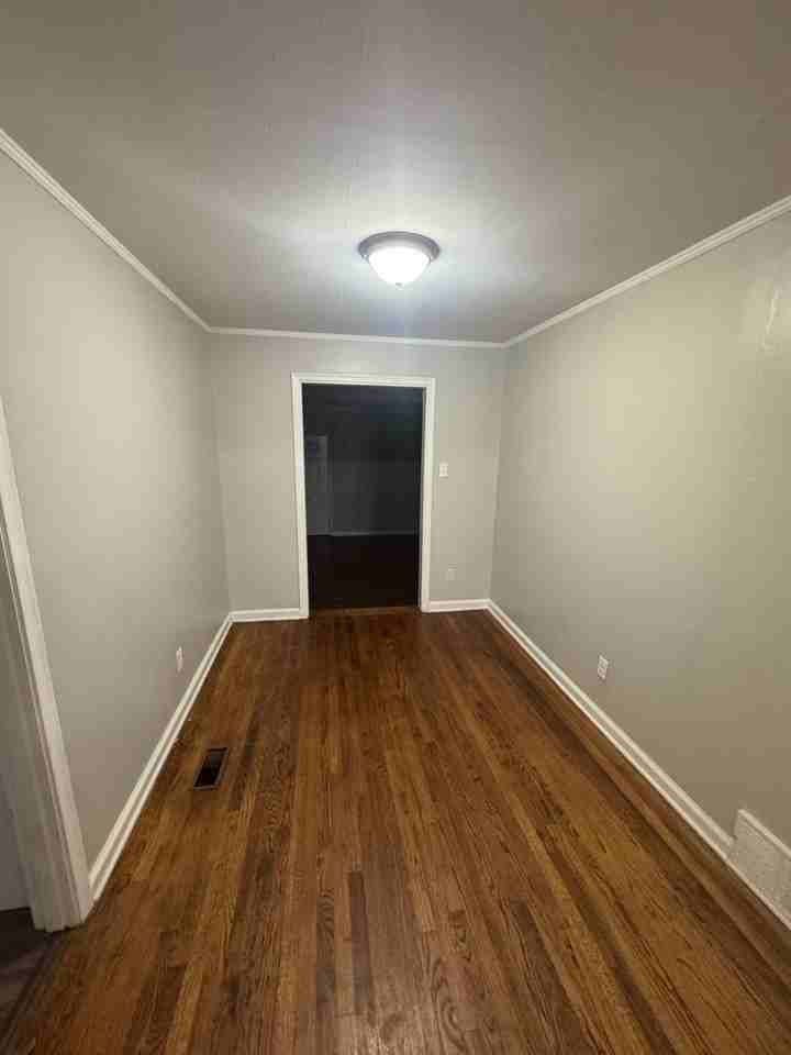 3800 Vanuys Rd - Photo 5 of 16