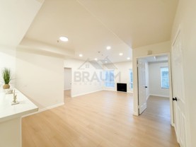 MOORPARK - Photo 1 of 1