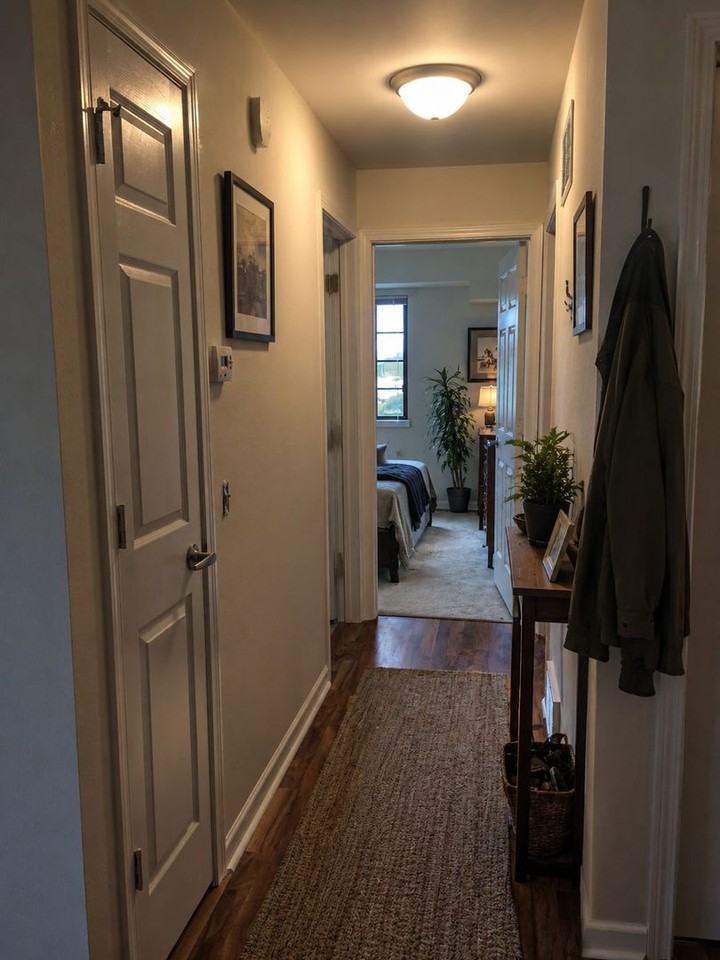 1526 Kenilworth Apartments - Photo 7 of 15