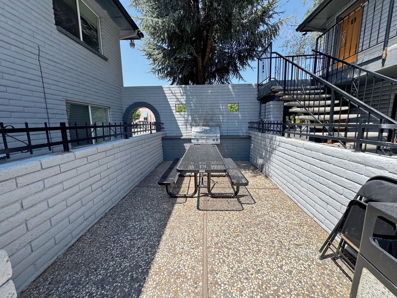 Public 1830 Apartments - Photo 4 of 5