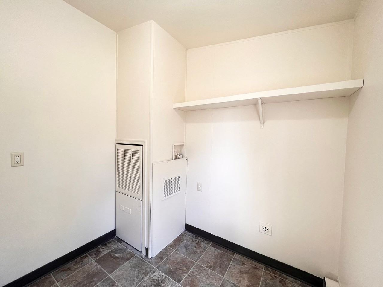 65280 76th St - Photo 7 of 24
