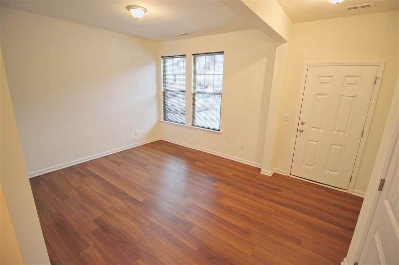 753 Maypearl Ln - Photo 2 of 14