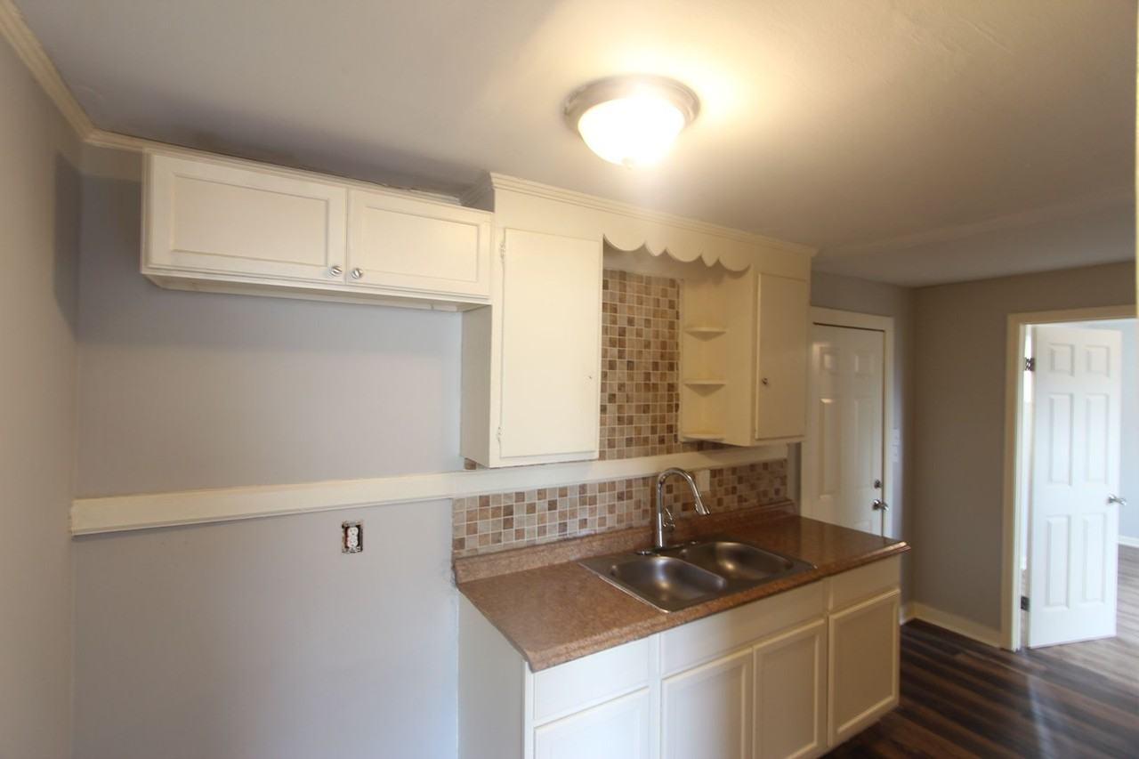 1705 2nd Ct W - Photo 5 of 13