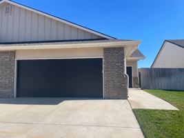 featured image of 1626/28 S Hickory Creek St