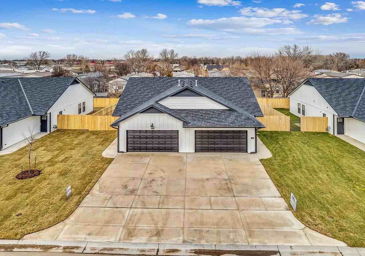 3604 W 45th St S - Photo 2 of 19