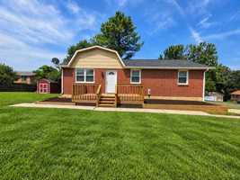 featured image of 720 Ranch Hill Dr