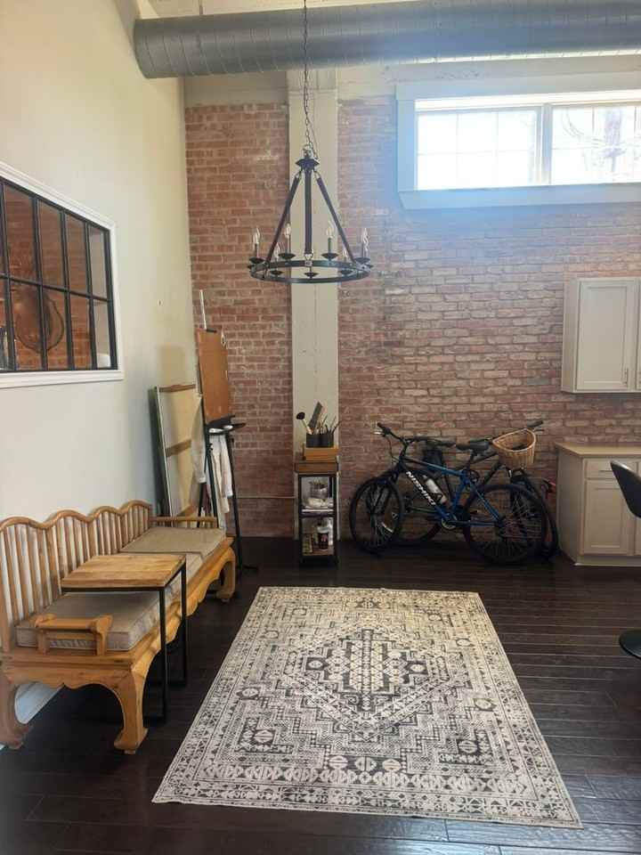 216 S 6th St - Photo 3 of 32