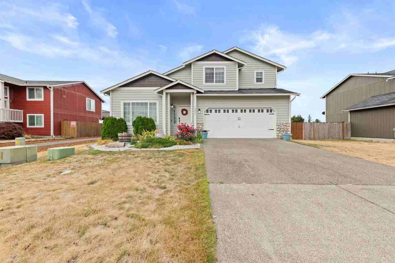 16640 Rainier View Dr Se - Photo 2 of 38