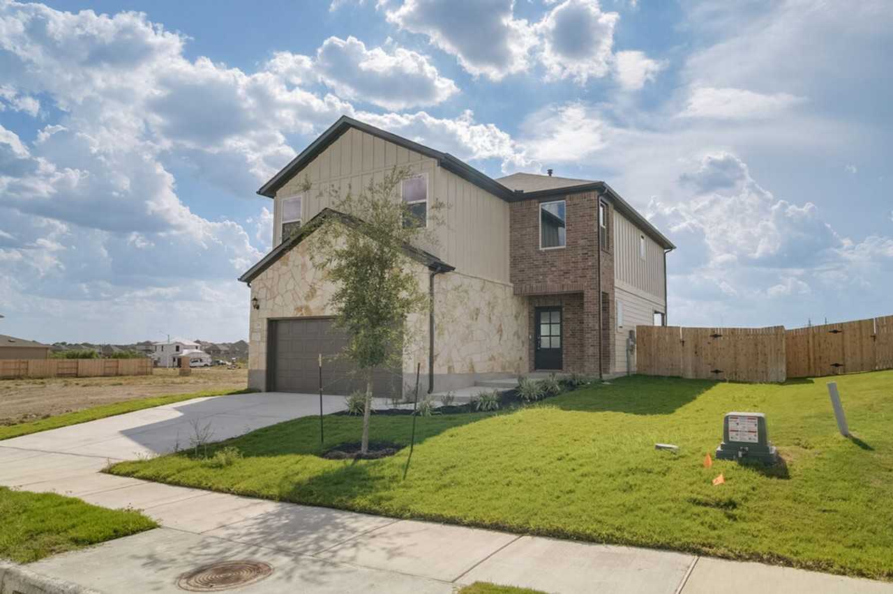 174 Bayou Mint Blvd - Photo 2 of 20