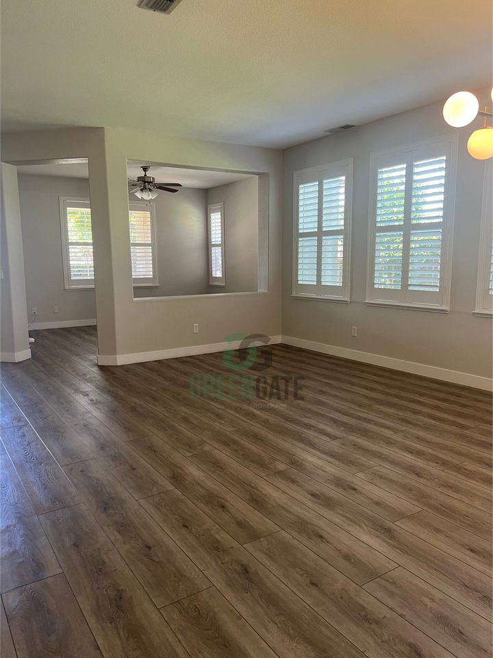 4104 Retreat Ct - Photo 5 of 40