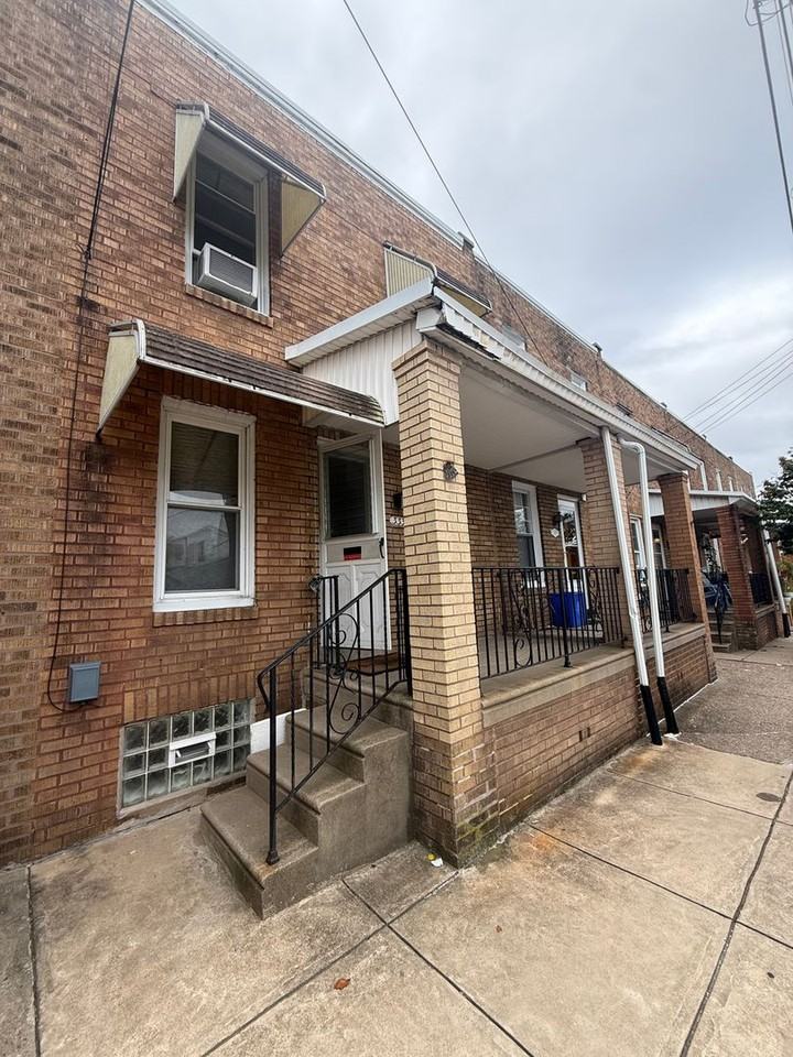 3399 Mercer St - Photo 2 of 14