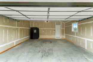 7555 Devonshire Dr - Photo 1 of 1
