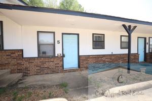 featured image of 1708 Pineview St