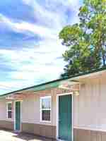 featured image of 400 Knight Dr