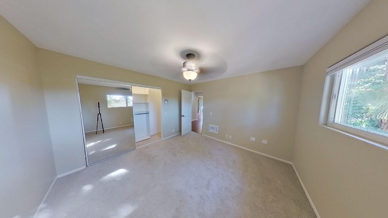 3914 Via Lucero - Photo 7 of 15