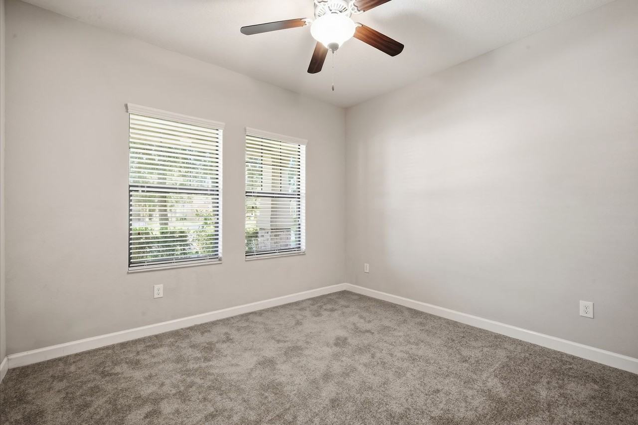 11929 Twilight Darner Pl - Photo 4 of 28