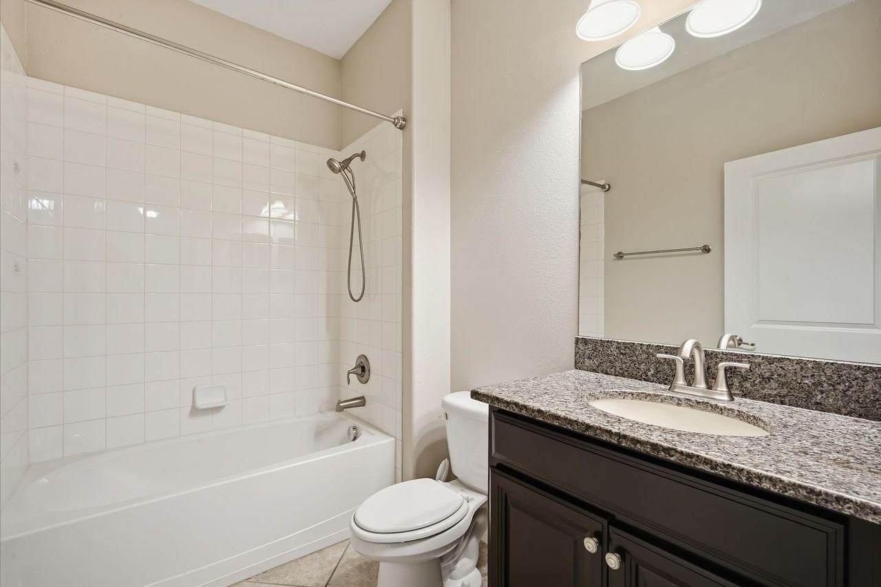 11929 Twilight Darner Pl - Photo 5 of 28