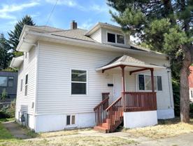4713 N Commercial Ave - Photo 1 of 1