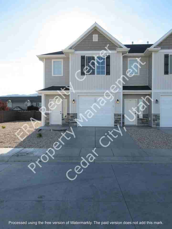 474 W 1425 N - Photo 4 of 20