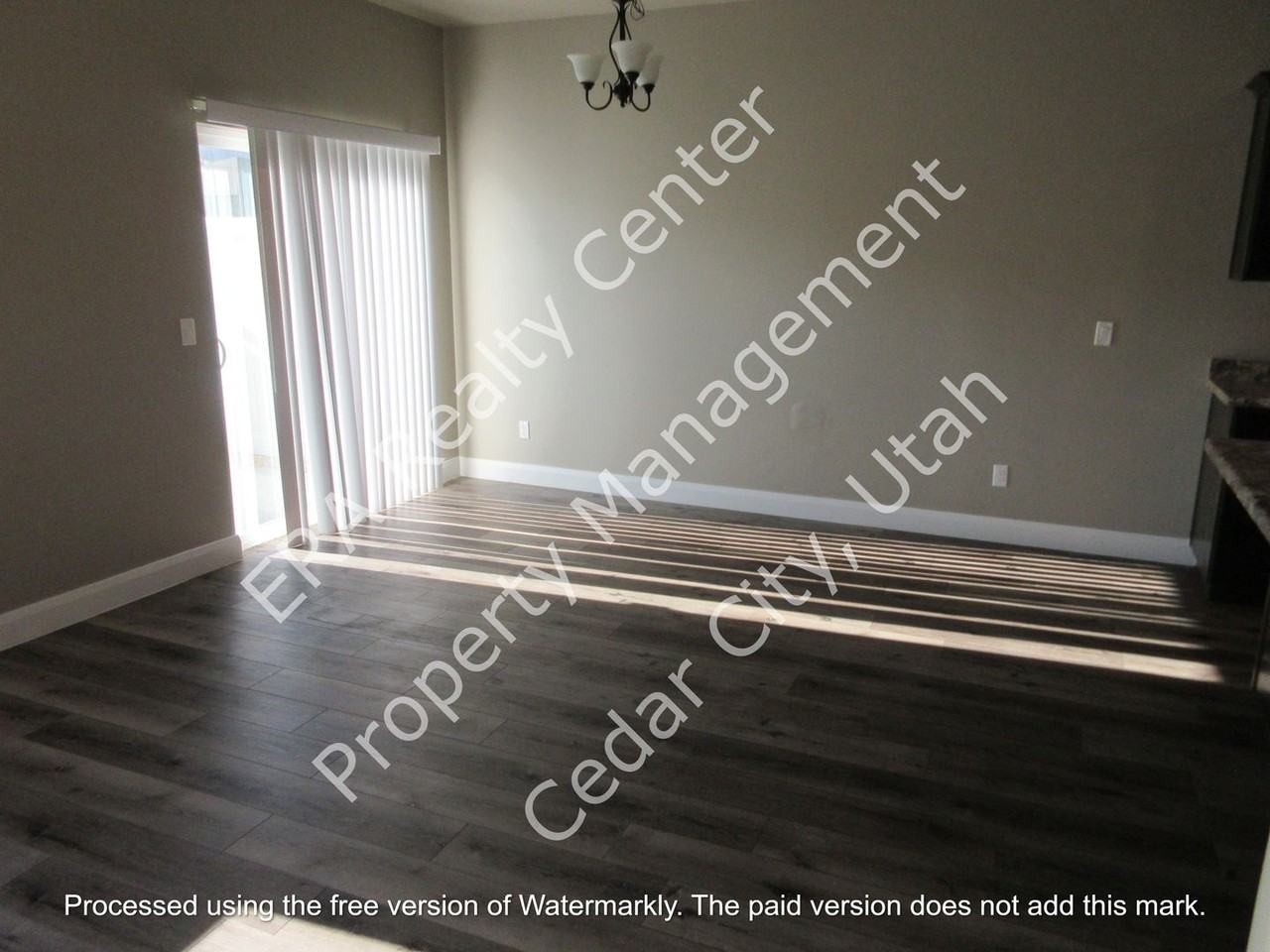 474 W 1425 N - Photo 6 of 20