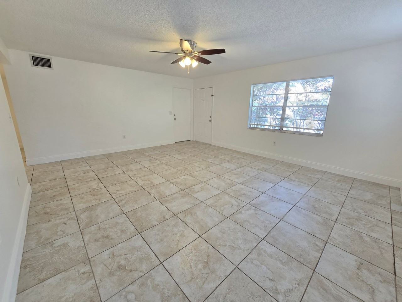 5324 Desoto Pl #A - Photo 3 of 21