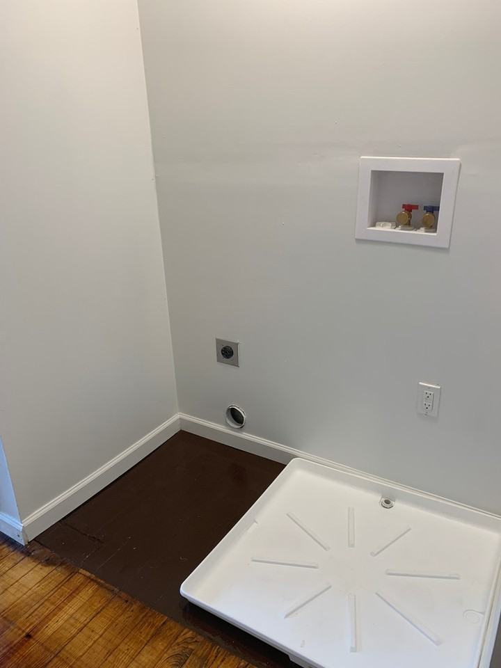 227 E Philadelphia St #3 - Photo 6 of 23