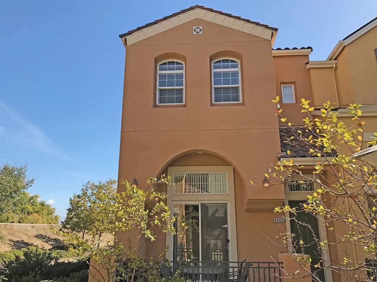 4483 Laird Cir