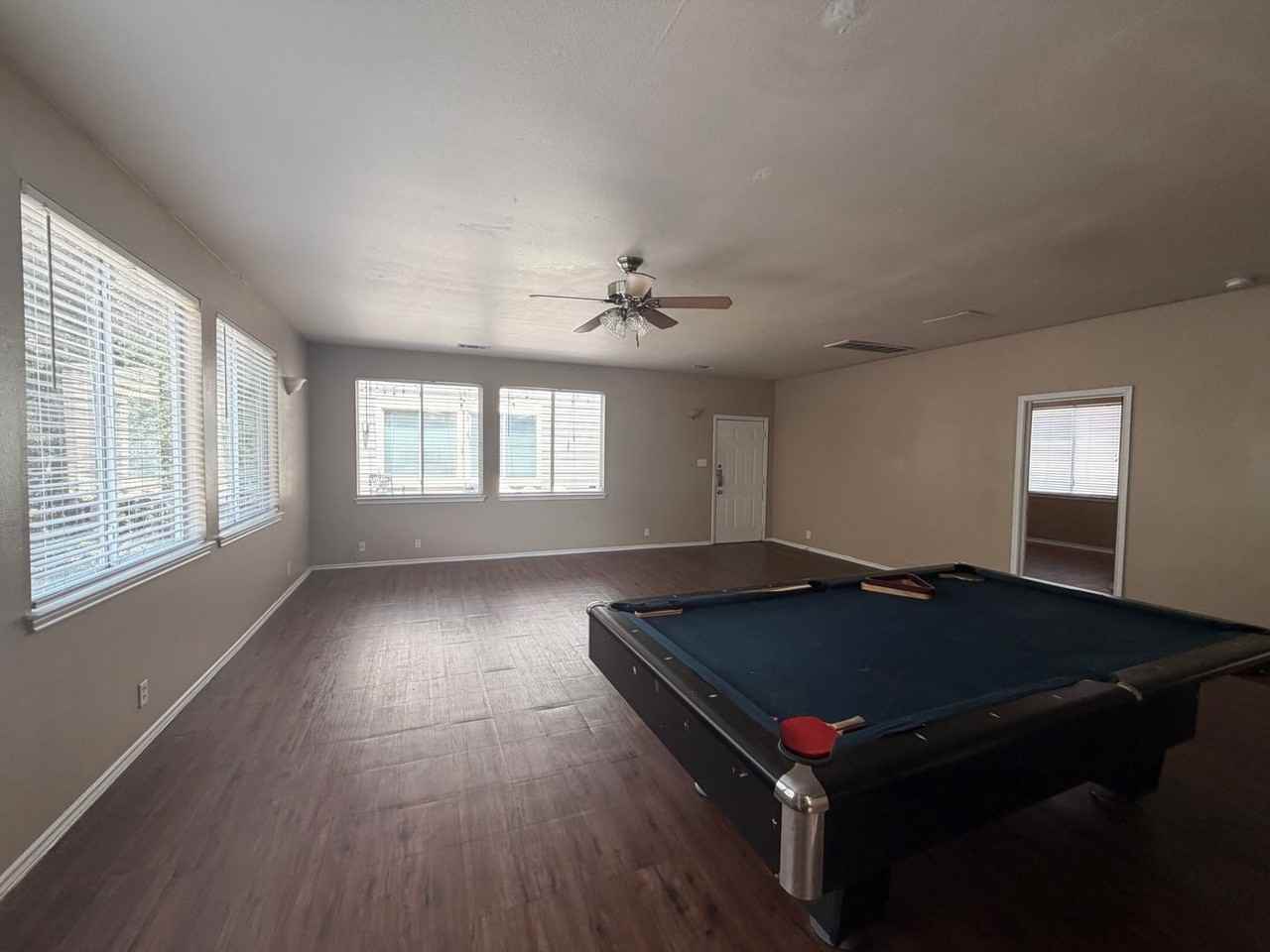 910A Keith Ln - Photo 5 of 36