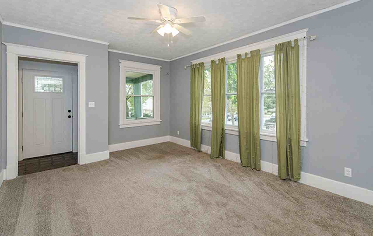 1041 S 48th St - Photo 3 of 19