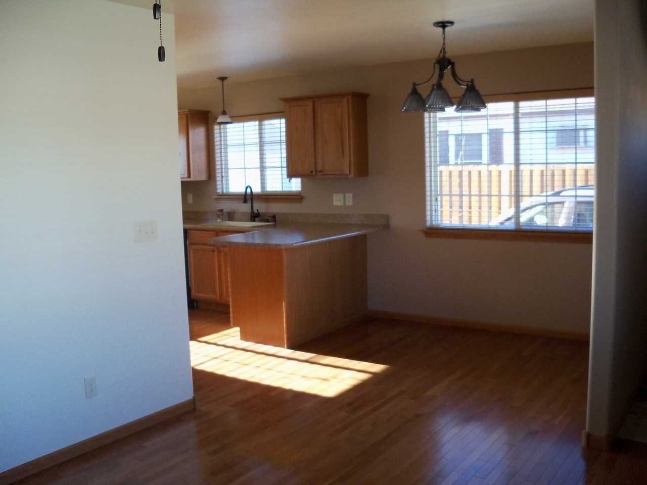 4223 W Chicago St - Photo 6 of 16