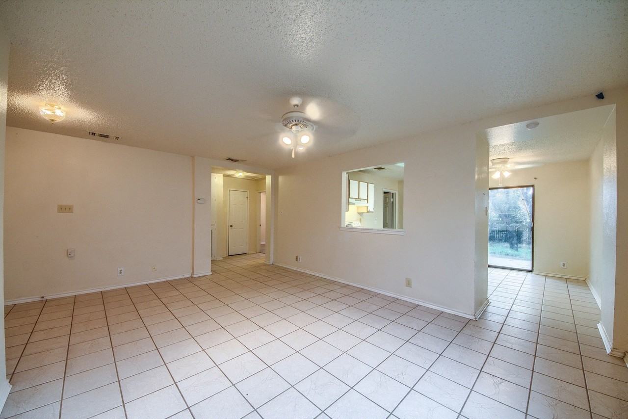 7611 Scenic Glade - Photo 5 of 28