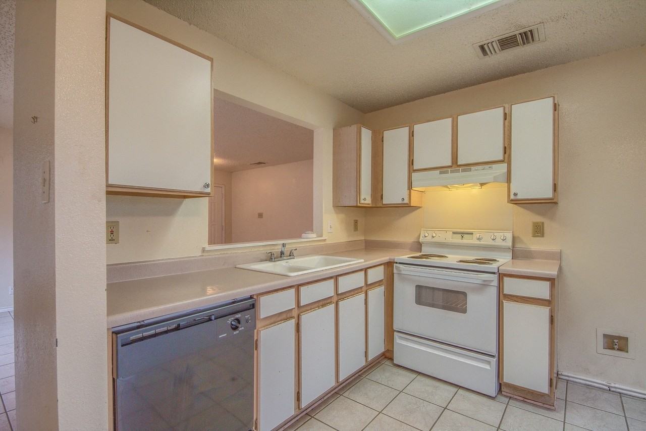 7611 Scenic Glade - Photo 7 of 28