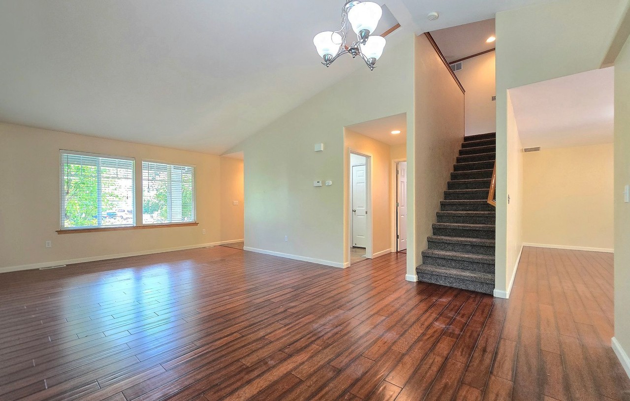 12013 1st Pl Se - Photo 2 of 26