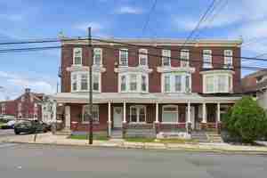 featured image of 226 S Carlisle St