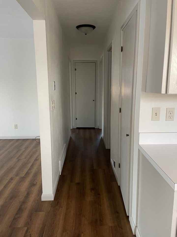 1111 1st St Sw - Photo 3 of 13