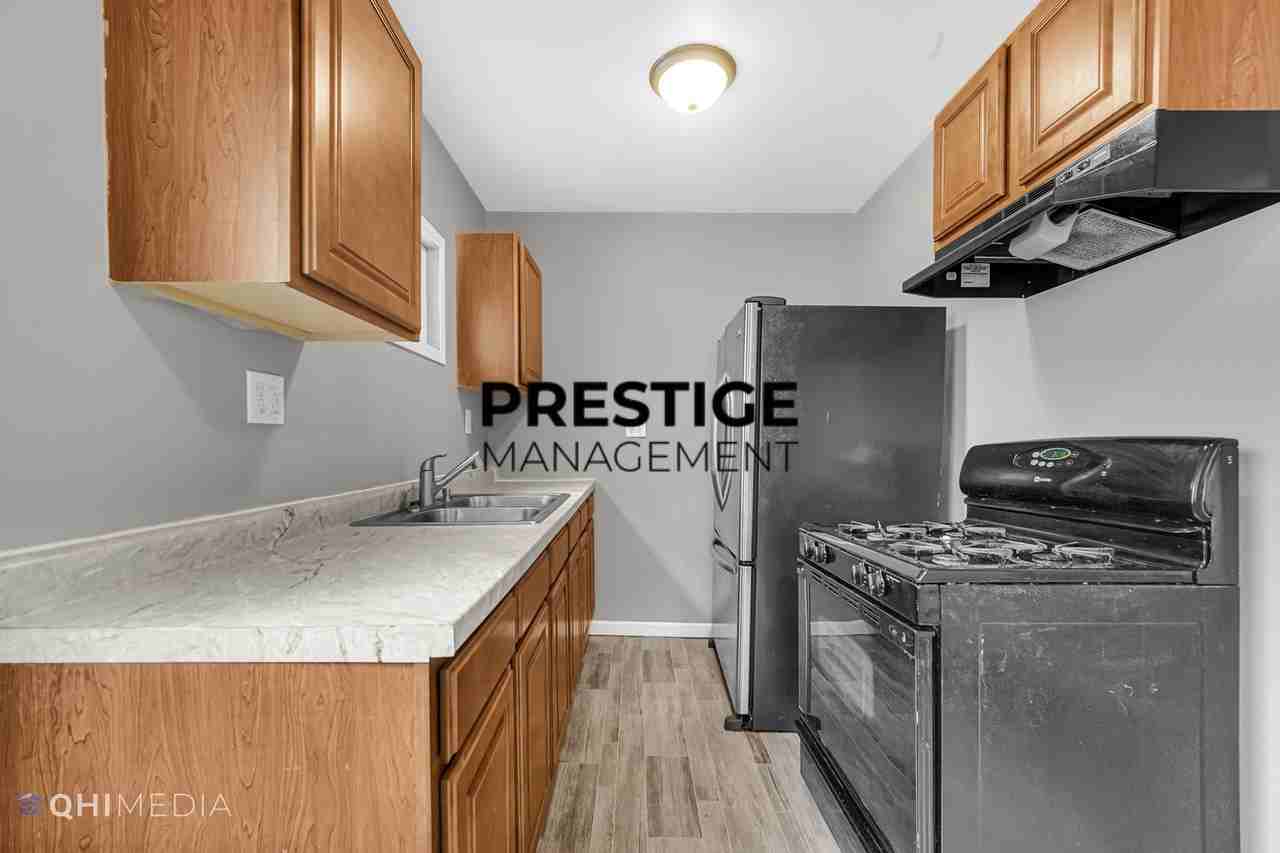 1325 E 7th Ave - Photo 7 of 16