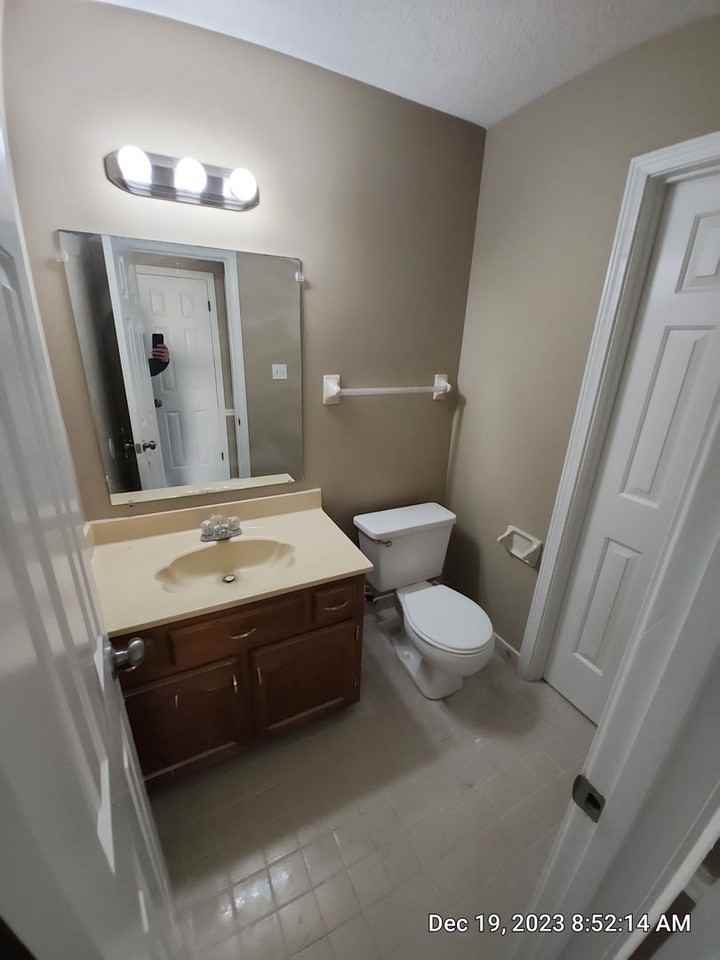 5819 Grassy Valley Dr - Photo 4 of 8
