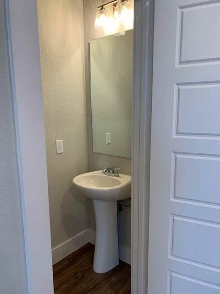 396 Hemphill St - Photo 6 of 16