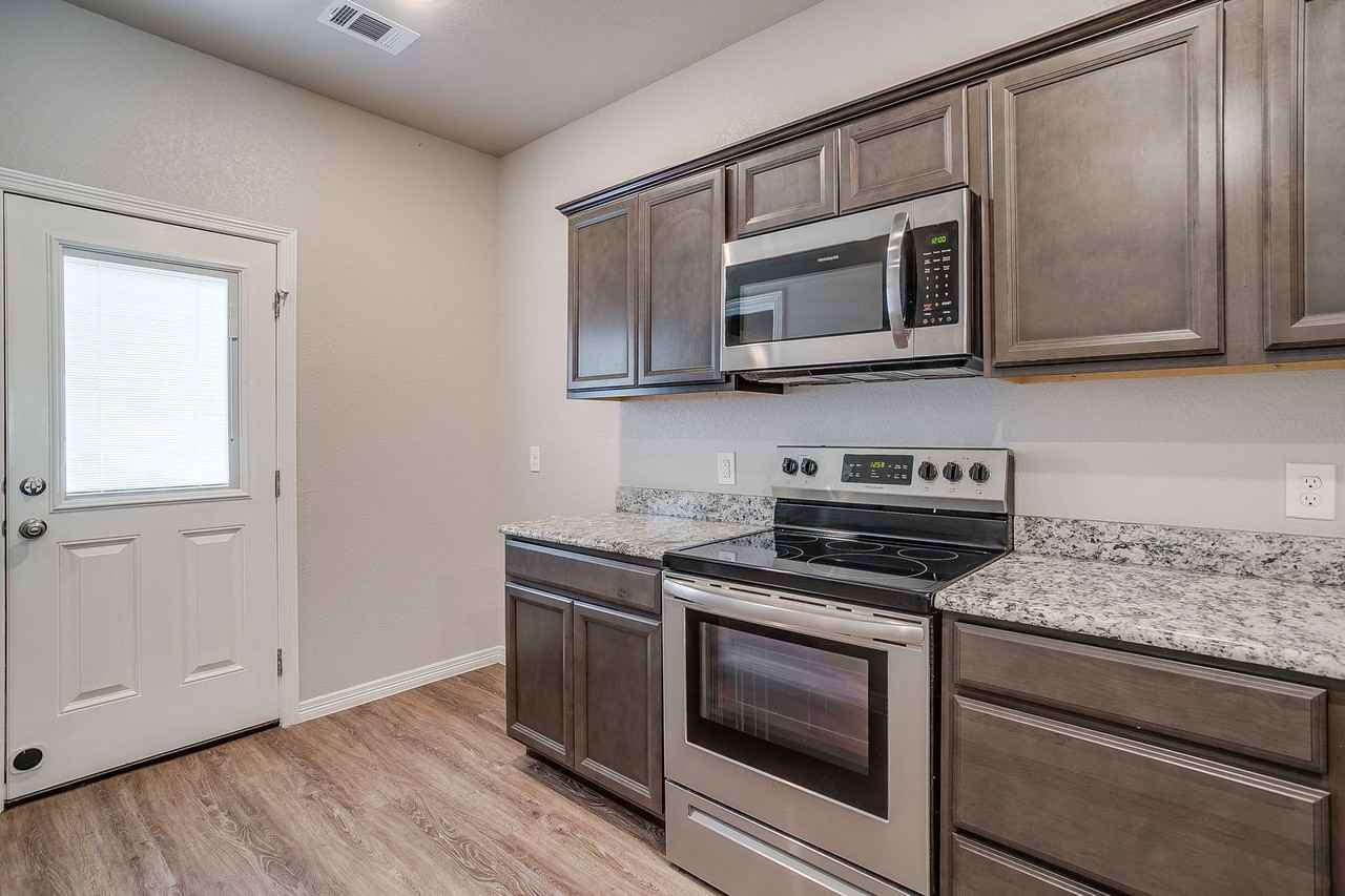 37 Elk Dr - Photo 6 of 16