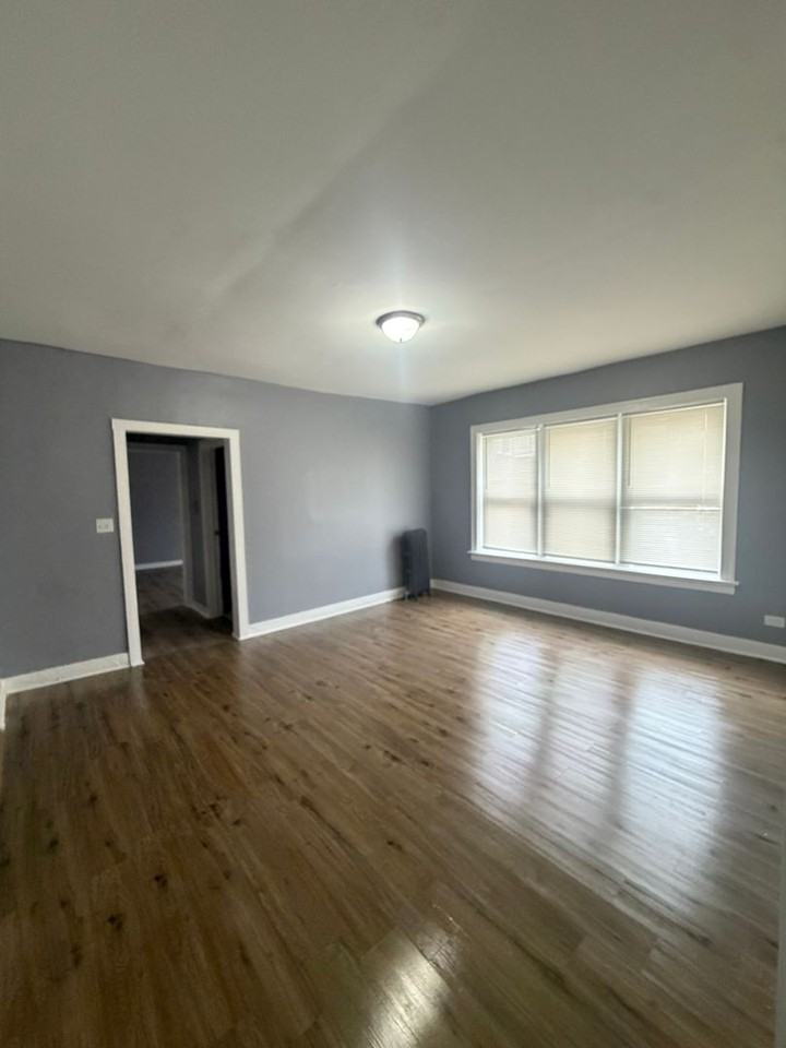 7601 S Kingston - Photo 2 of 20