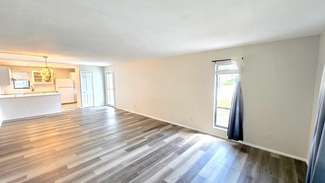 5400 34th St W - Photo 5 of 30