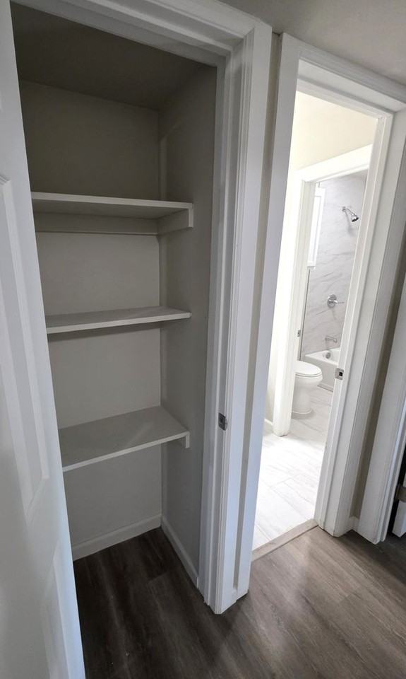 3734 N Nicklas Ave - Photo 7 of 13