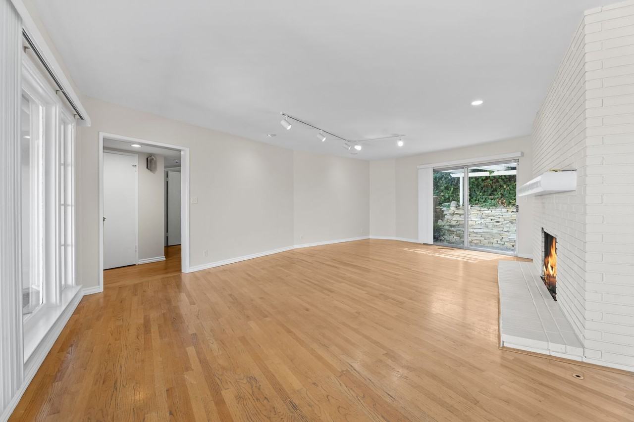 17 Stallion Rd - Photo 6 of 28