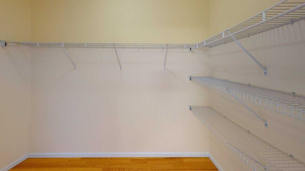Broad Street Apartments - Photo 5 of 15
