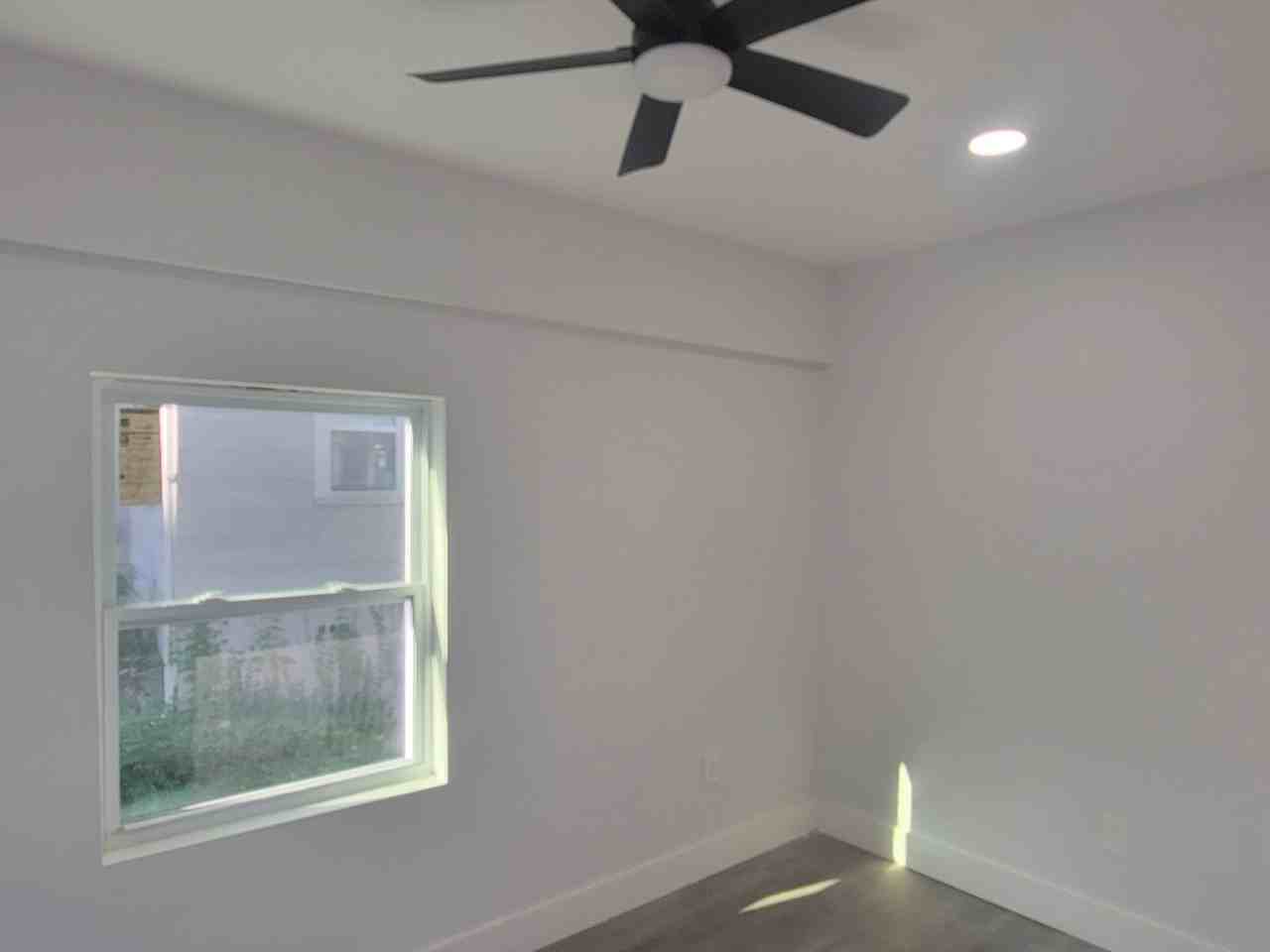 2921 Sylvan Rd - Photo 5 of 35