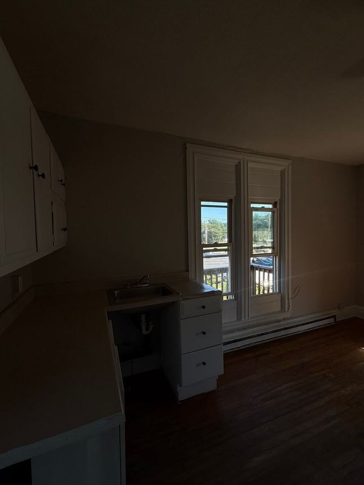 5 Maple Street - Photo 6 of 9