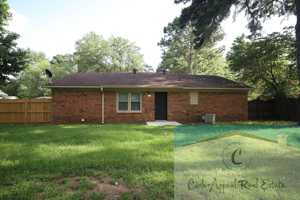 featured image of 1616 Shady Grove Rd